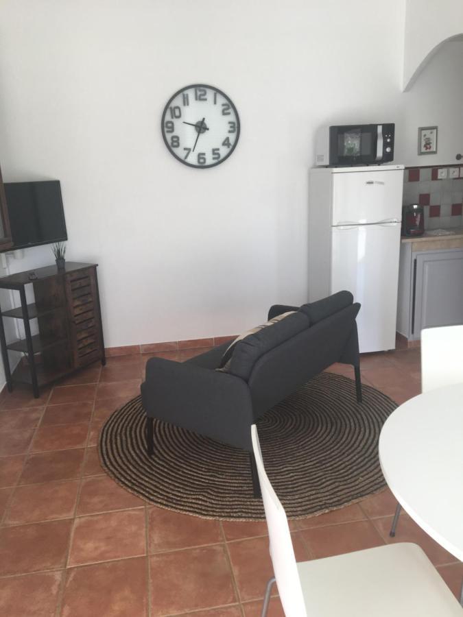 Gite 2 Pieces Au Calme Les Arcs-sur-Argens Ngoại thất bức ảnh